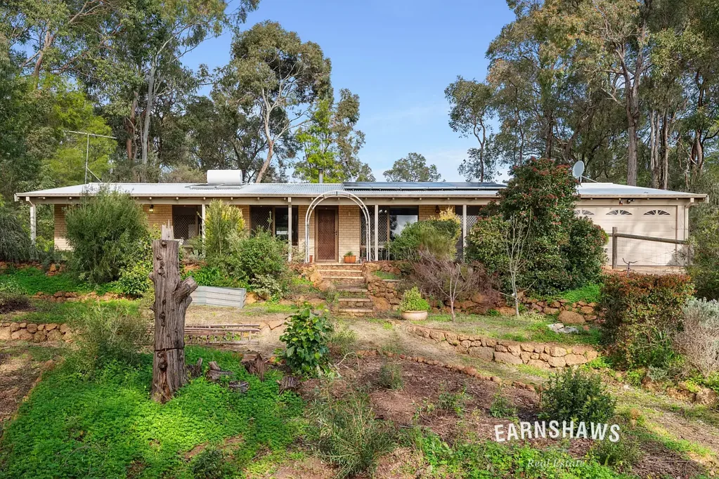 4 Darrowby Place, Sawyers Valley, WA 6074