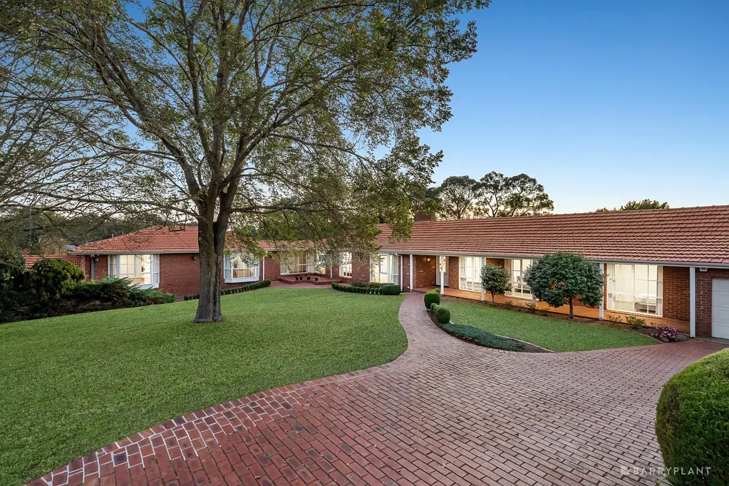 Templestowe 6ห้องนอน An Exceptional Multi-Residence Estate on Lifestyle Acreage