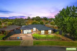 52 Chelmsford Way, Melton West