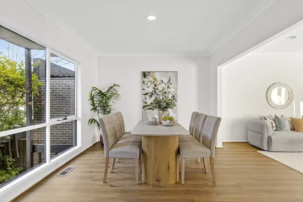 Burwood 6房 卓越家庭空间，灵活性出众 Exceptional Family Dimensions with Outstanding Flexibility