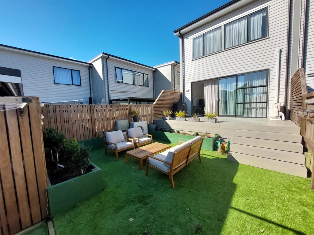 Modern Townhouse Living in Hobsonville