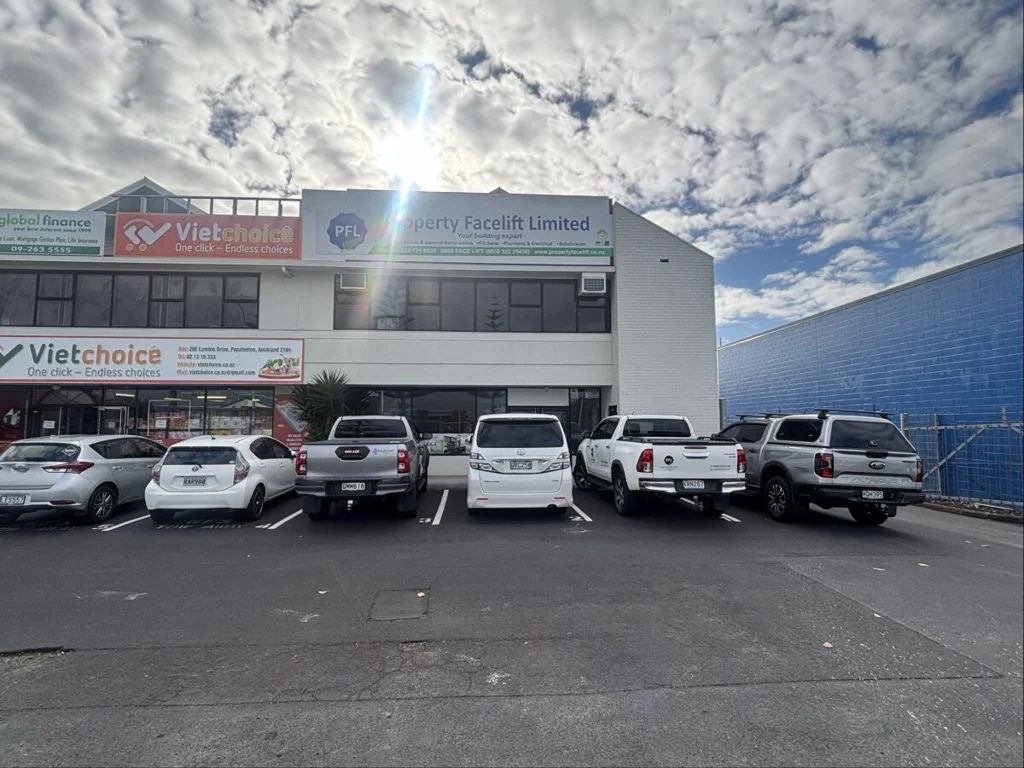 Papatoetoe 579m² Showroom & Warehouse Space