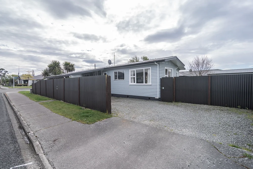 Temuka 3 Bedroom Settle on St Leonards