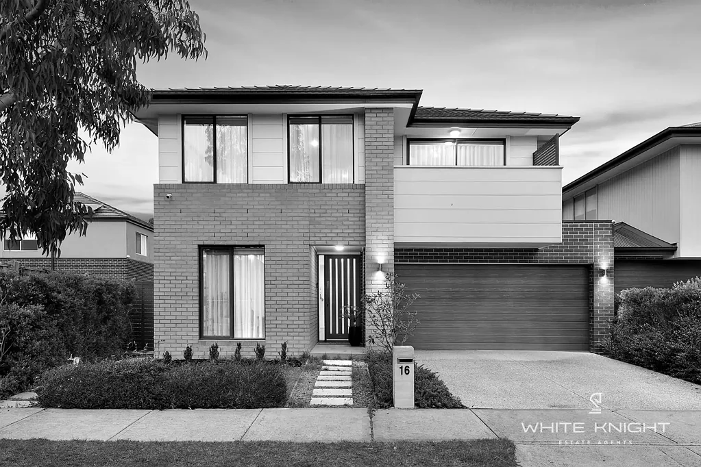 16 Stead Circuit, Burnside, VIC 3023