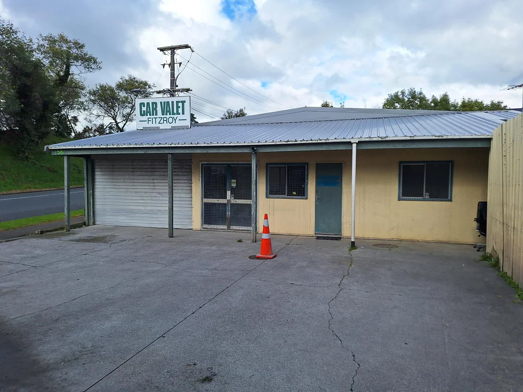 Glen Avon Workshop, Office and Yard