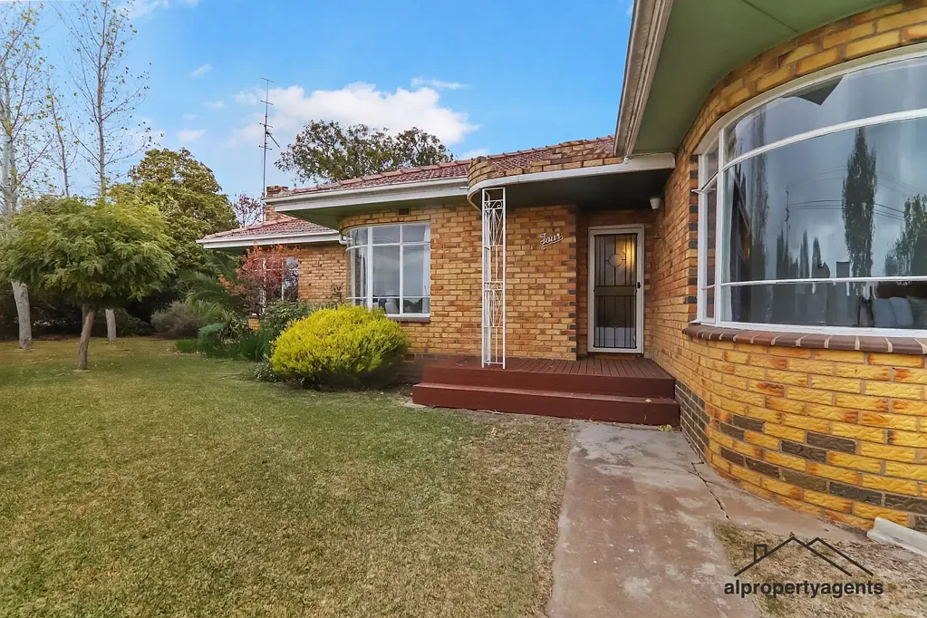 4 Kalimna Avenue, Horsham, VIC 3400