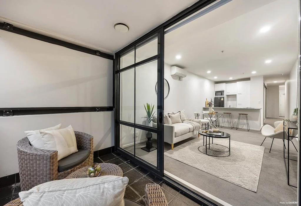 Stylish One-Bedroom Apartment in Portland Tower