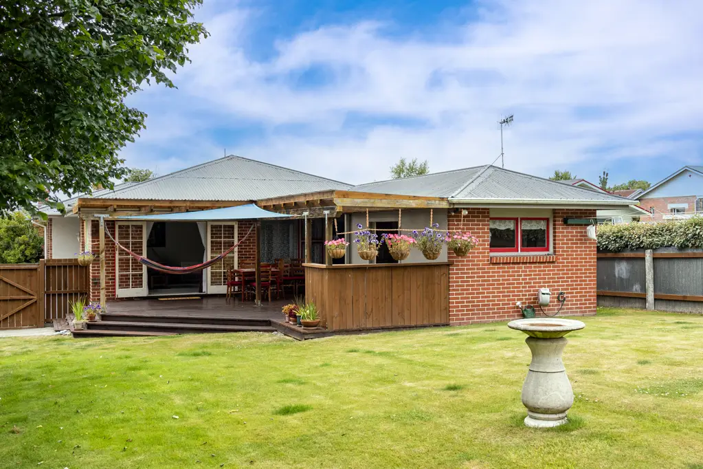 Parkside 3房  Charming Family Home
