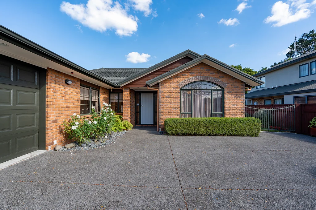 9 Montrose Crescent, Huntington, Hamilton, Waikato