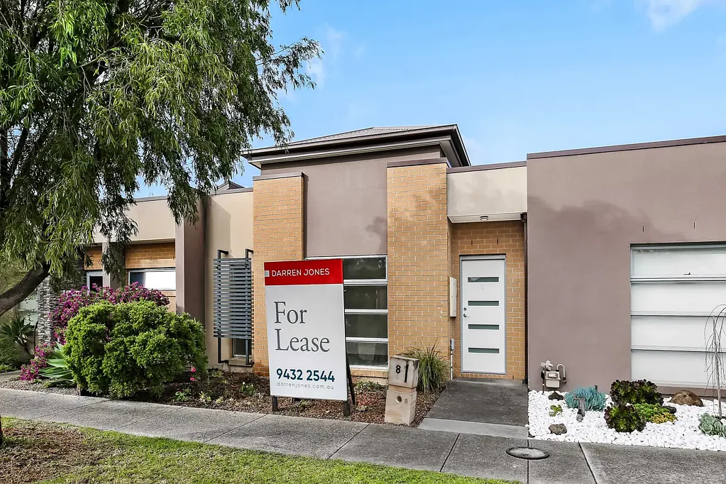 Modern Comfort In A Convenient Lalor Location
