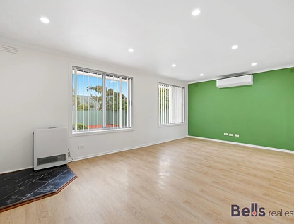 24 Learmonth Crescent, Sunshine West, VIC 3020, 3 slaapkamers, 1 badkamers, House