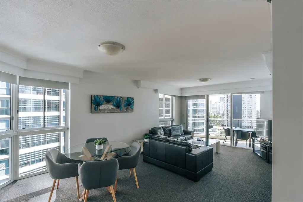 Unfurnished 2 bedroom/2 bathroom apartment.  Available 01 August 2026.