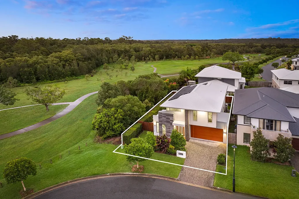 Helensvale 4部屋 Parkside Paradise In The Surrounds Estate - A True Family Home!
