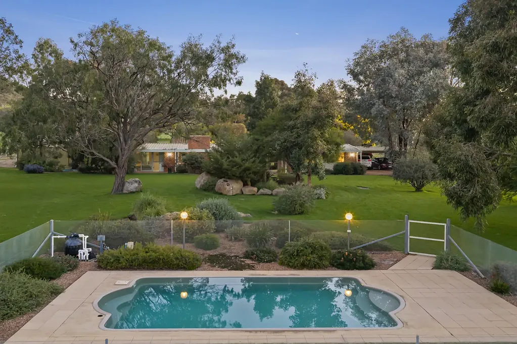 Euroa Eliza's View - A Private Country Estate Beneath the Strathbogie Ranges