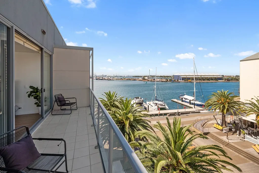 307/3A Honeysuckle Drive, Newcastle, NSW 2300