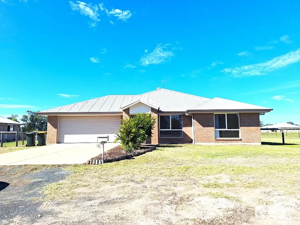 86 Racecourse Road, Miles, QLD 4415