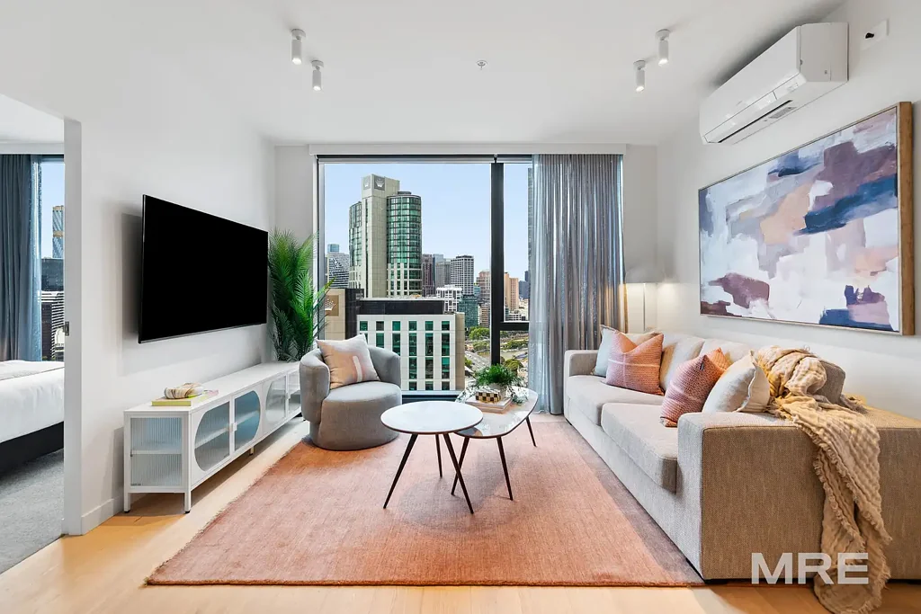 Oversized fully furnished