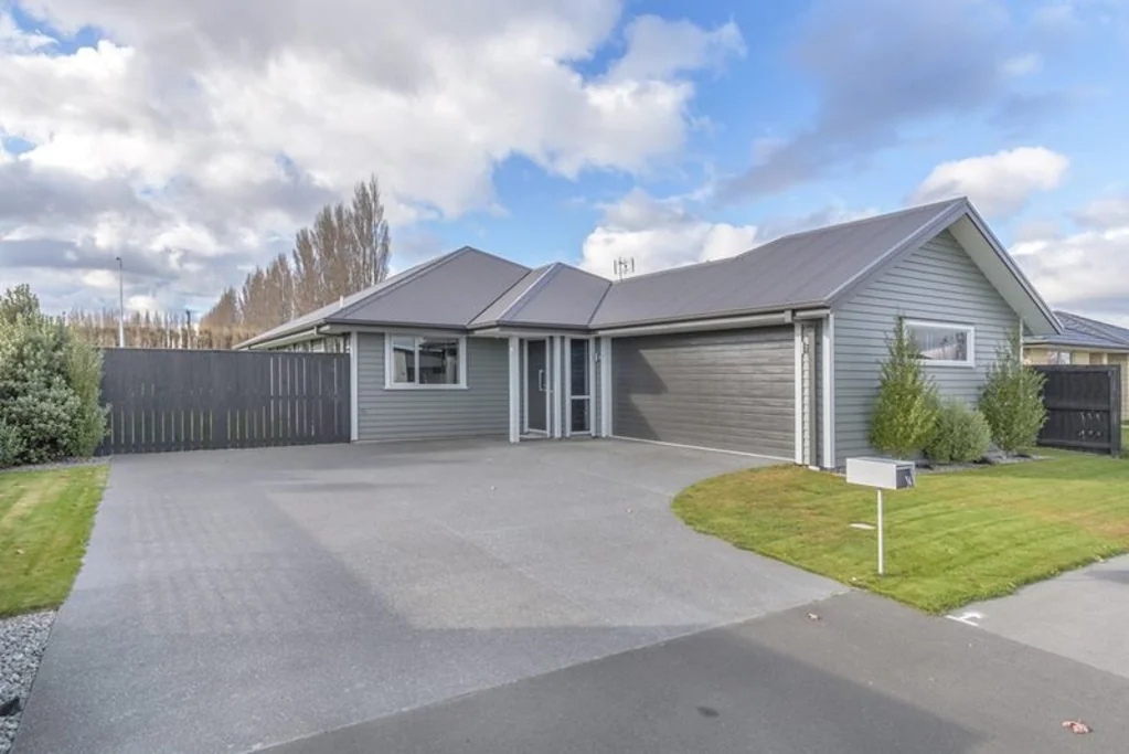 Modern three bedroom family home in Halswell