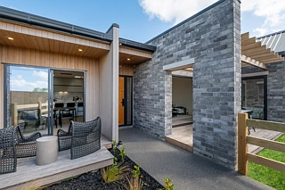 14 Shropshire Street, Karaka, Franklin District