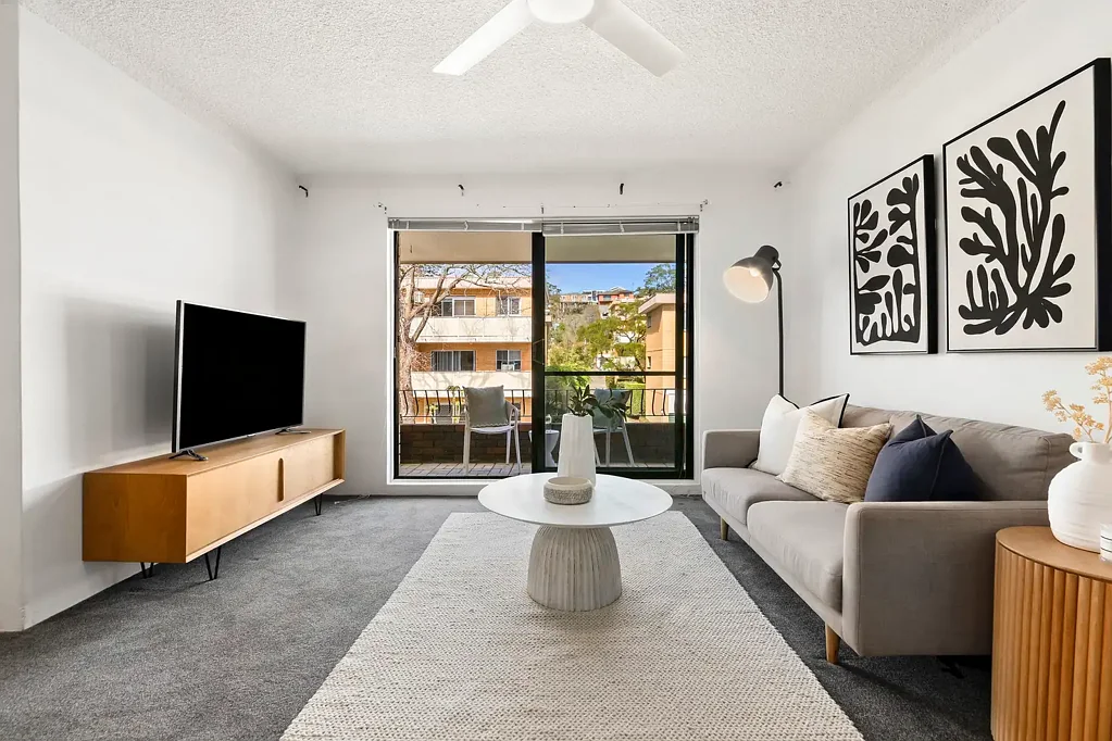 Dee Why 2બેડરૂમ Coastal Convenience & Lifestyle at Your Doorstep