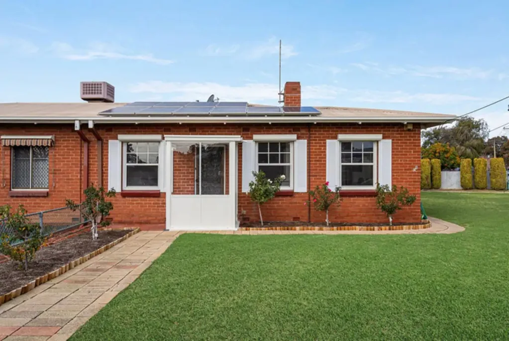 29 Trimmer Parade, Findon, SA 5023
