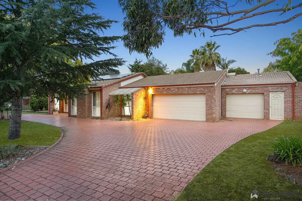 153 Brooklyn Road, Brookfield, VIC 3338