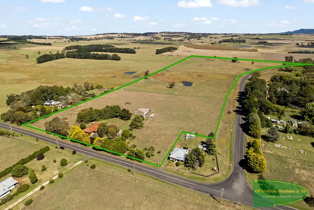 Bathurst  “Rosewood” – Fully Renovated Rural Haven on 37 Acres
