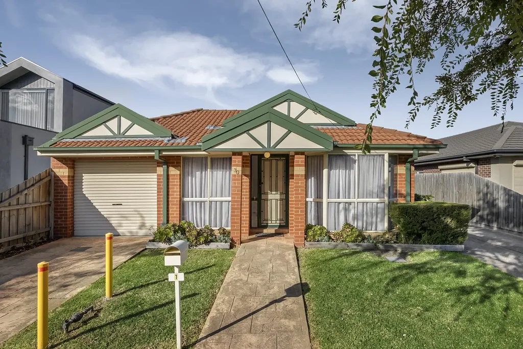 Newport 2 Bedroom Enjoy the Best of Single-Level Newport Living