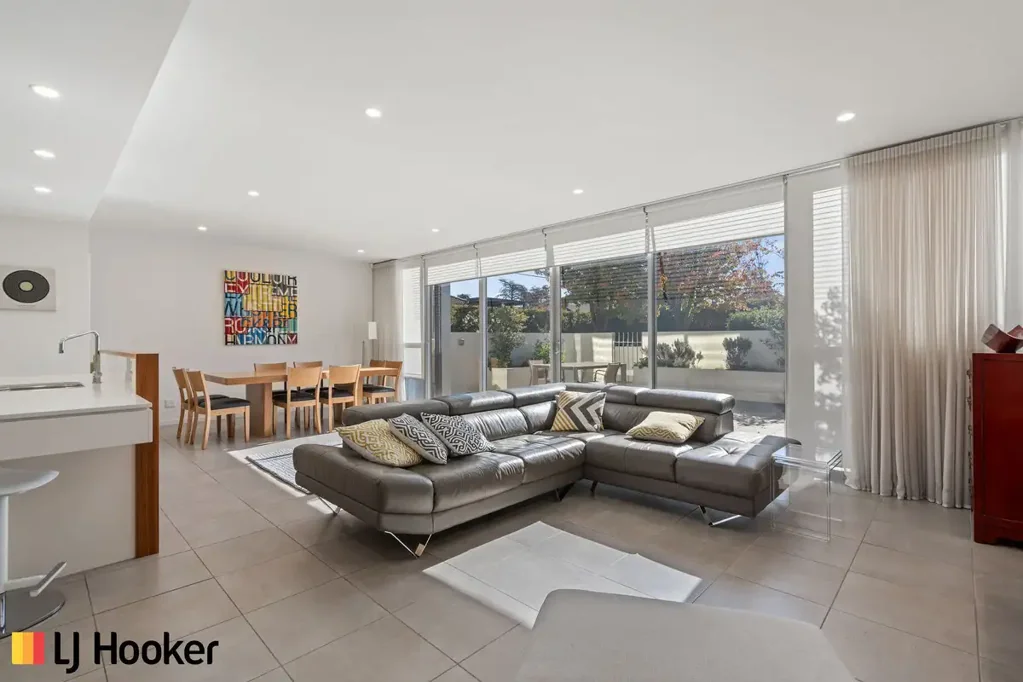 Yarralumla Gem