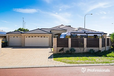 Iluka 5Moenga Resort Style Family Living