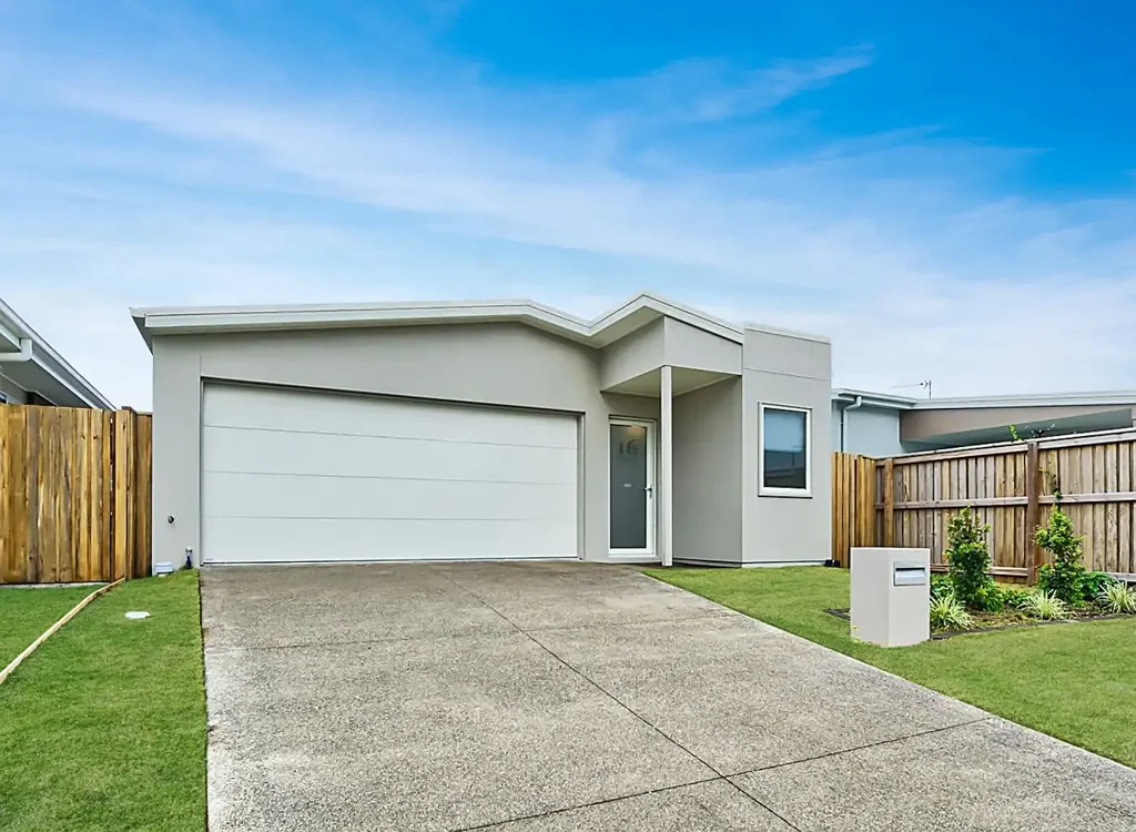 Palmview 3침실 Single Level Family Living