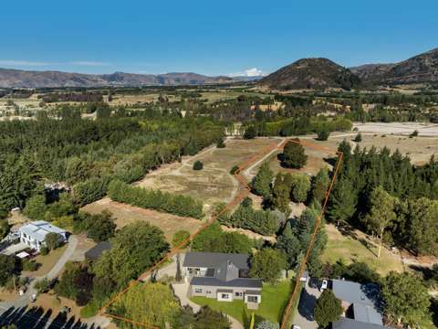 Wanaka 6 Bedroom Luxurious Lifestyle Retreat In Wanaka