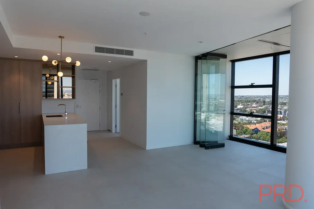 Unfurnished 2x2 Apartment in Perth Hub - Central CBD!