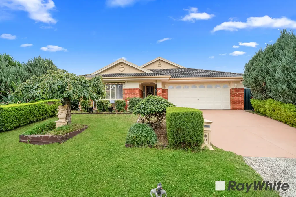 24 Lansbury Drive, Narre Warren South, VIC 3805