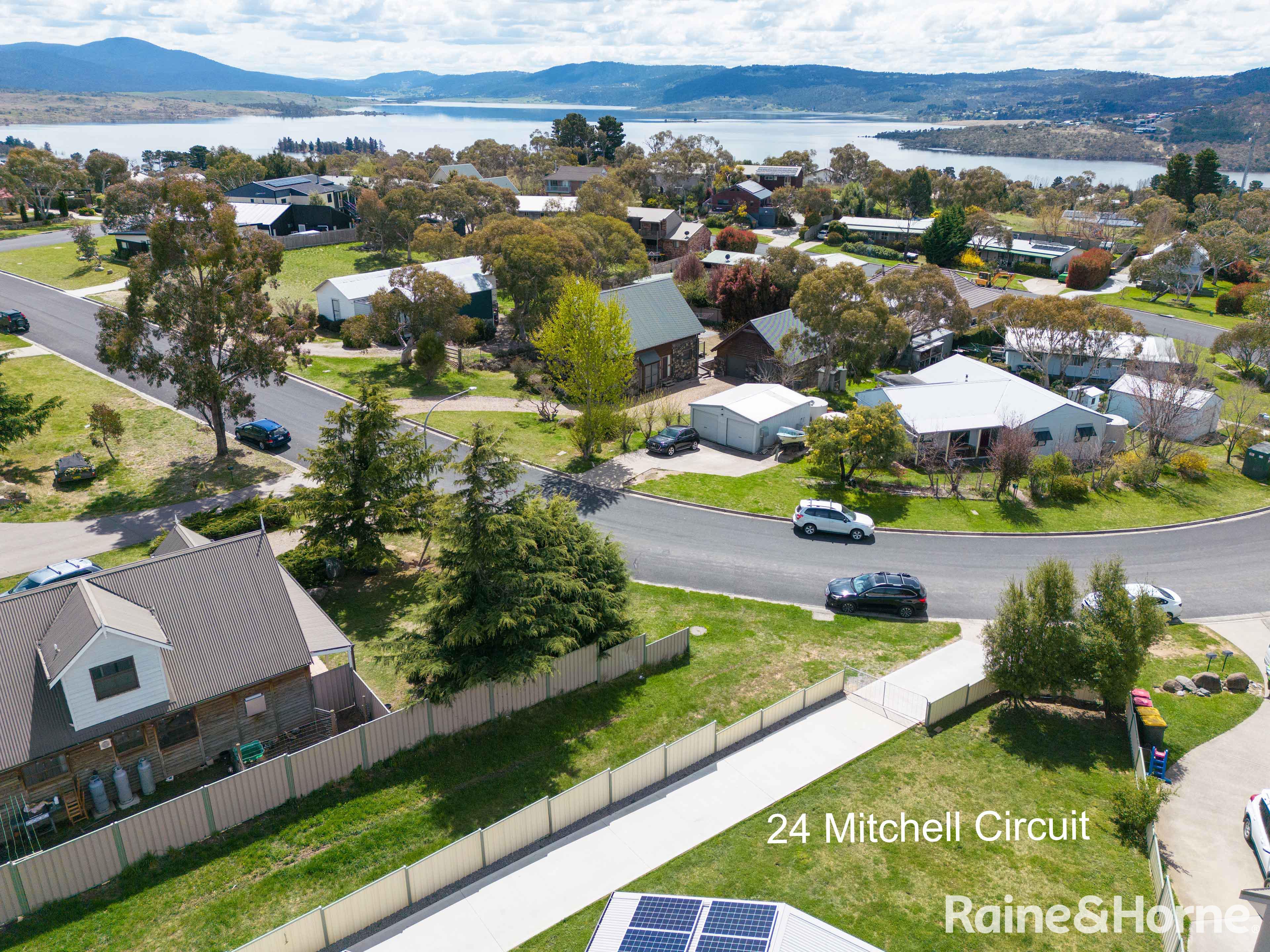 24 MITCHELL CCT, JINDABYNE NSW 2627, 0部屋, 0バスルーム, House