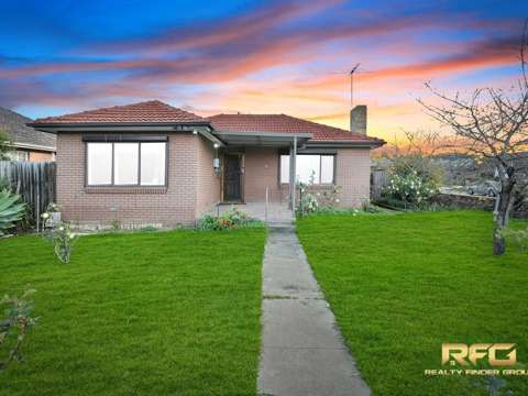 St Albans 4 Bedroom Dream Location, Unlimited Potential, 662sqm Corner Block