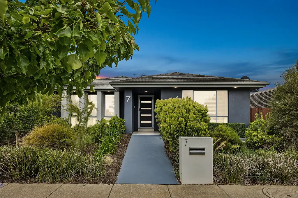 7 Jule Knight Street, Casey, ACT 2913