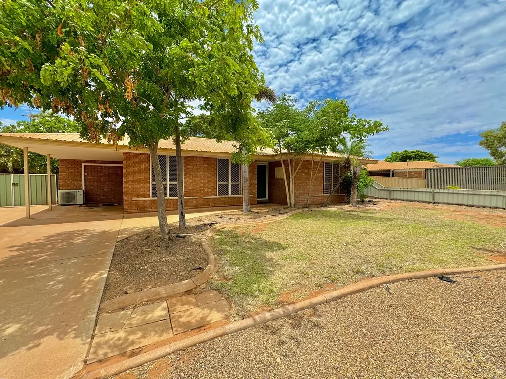 Port Hedland 4침실 Beachside Living Packed with Income Potential