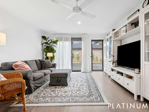 Currumbin Waters 2 Bedroom Charming Currumbin Waters Villa