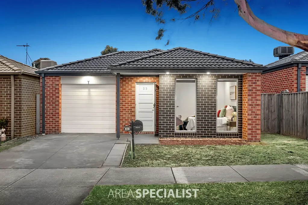 Cranbourne 3ਬੈੱਡਰੂਮ Exquisite Family Home in Cranbourne, Grove Estate...