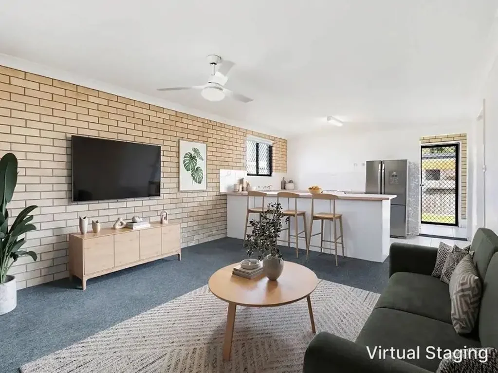 Coffs Harbour 2 Bedroom Beachside Living or a Smart Investment Opportunity....