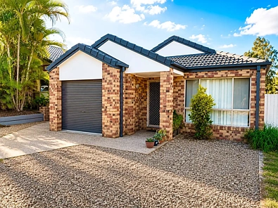 Forest Lake 3 Slaapkamer To Be Sold At Auction or Prior