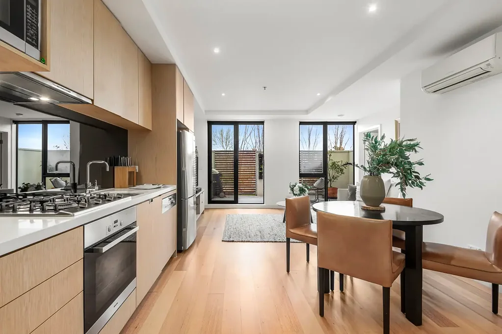 Prahran 2બેડરૂમ Architect-Designed Style in a Prime Position