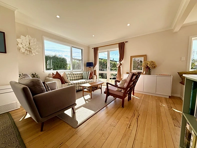 19 Lorenzen Bay Road (Short term tenancy)