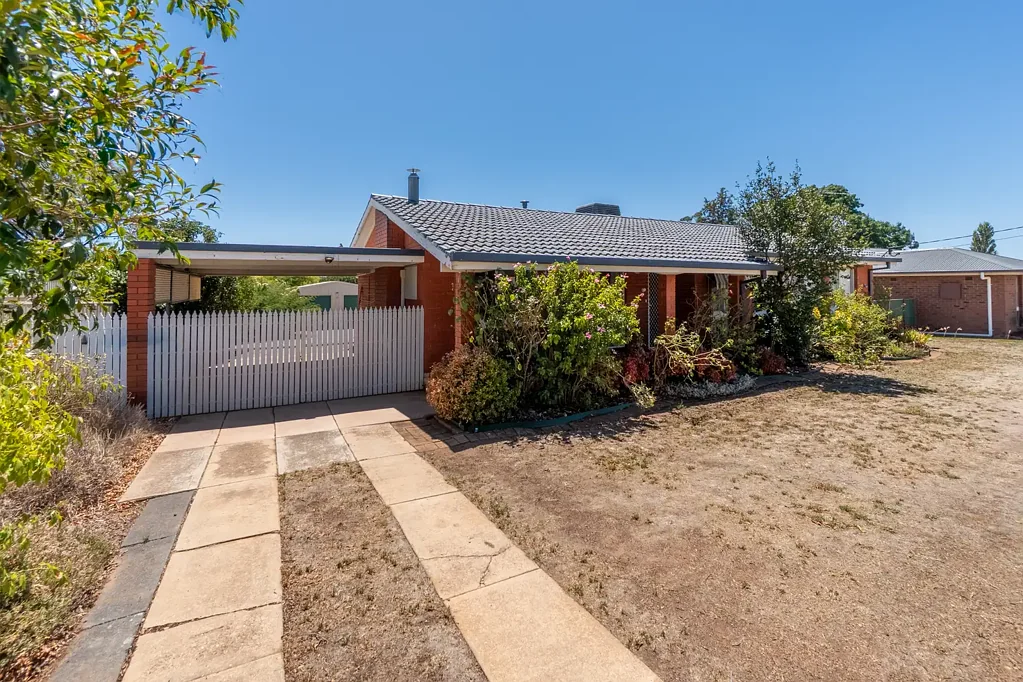 Coolamon 3ห้องนอน Affordable Charm On Stinson