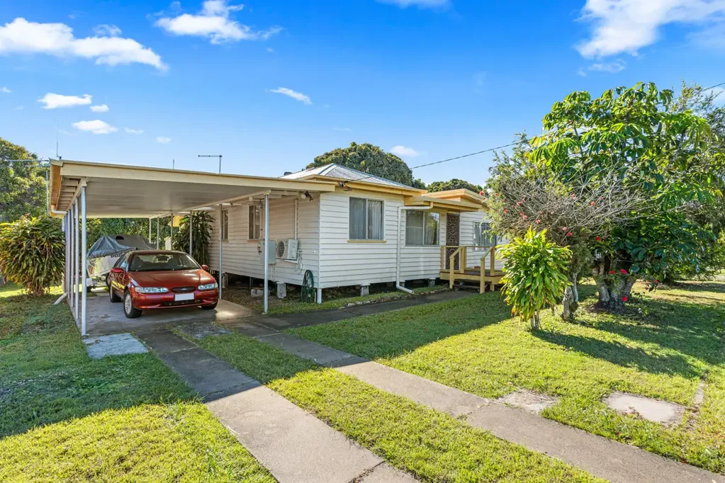 Urangan 3房  Coastal Charm, Endless Potential
