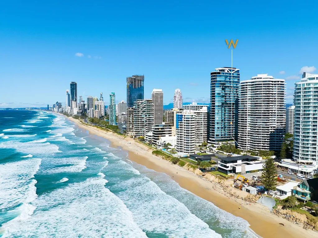 Main Beach 3房  Spinnaker: A Huge 174m² Apartment in a Residential Only Sanctuary