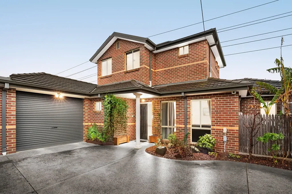 2/16 Risdon Drive, Notting Hill, VIC 3168