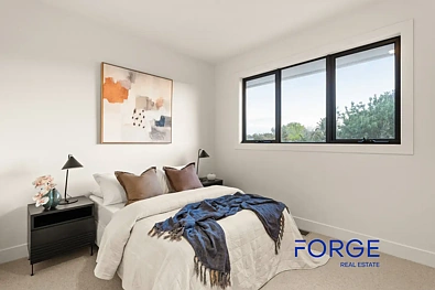 4B Sunlit Court, Hampton East, VIC 3188, 3 chambres, 2 salles de bain, Townhouse