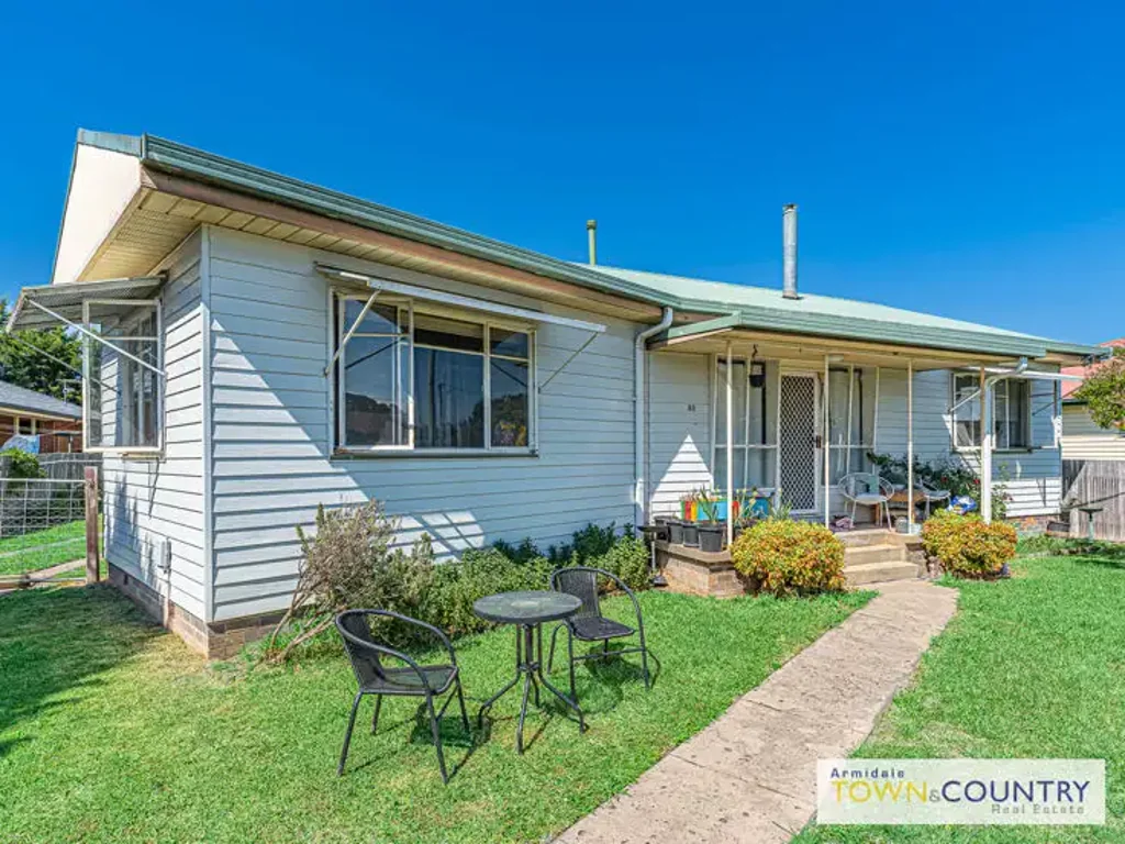 60 Mossman Street, Armidale, NSW 2350